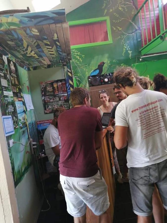 Hostel Mi Casa Tica Monteverde Zewnętrze zdjęcie